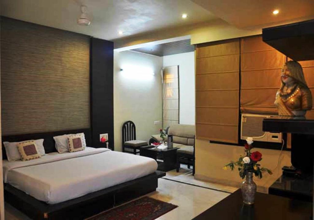 Hotel Aashish ジャイプール エクステリア 写真