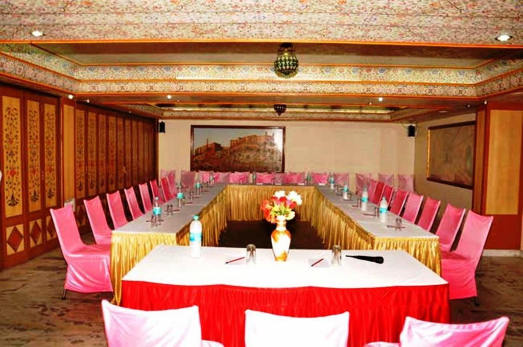 Hotel Aashish ジャイプール エクステリア 写真
