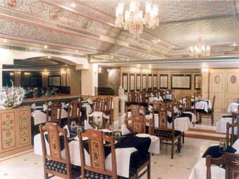 Hotel Aashish ジャイプール エクステリア 写真
